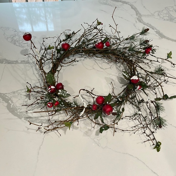 Christmas wreath - Picture 1 of 3